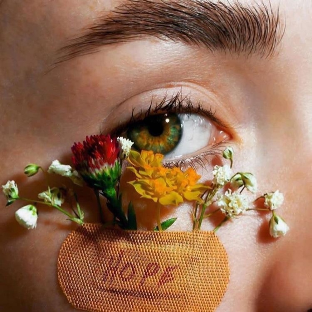 Meet your Posher, Maya